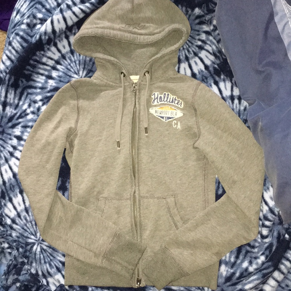 HOLLISTER Tight Fitting Zip-Up